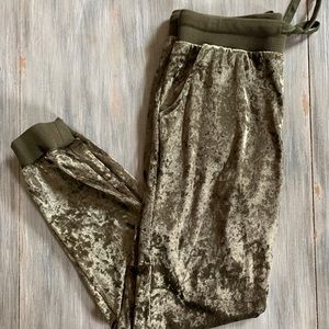 Velvet joggers